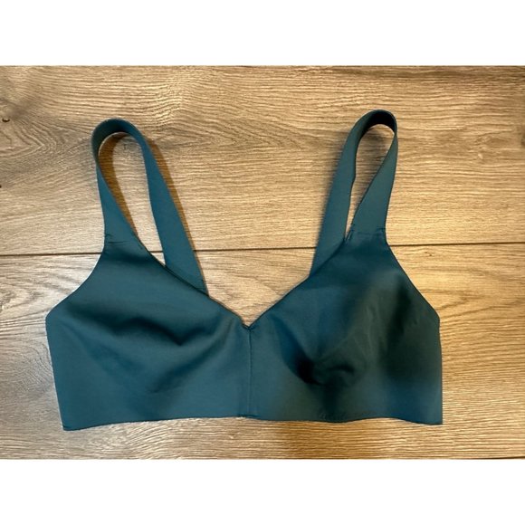 Lululemon Like Nothing Bra 34A - Picture 4 of 8